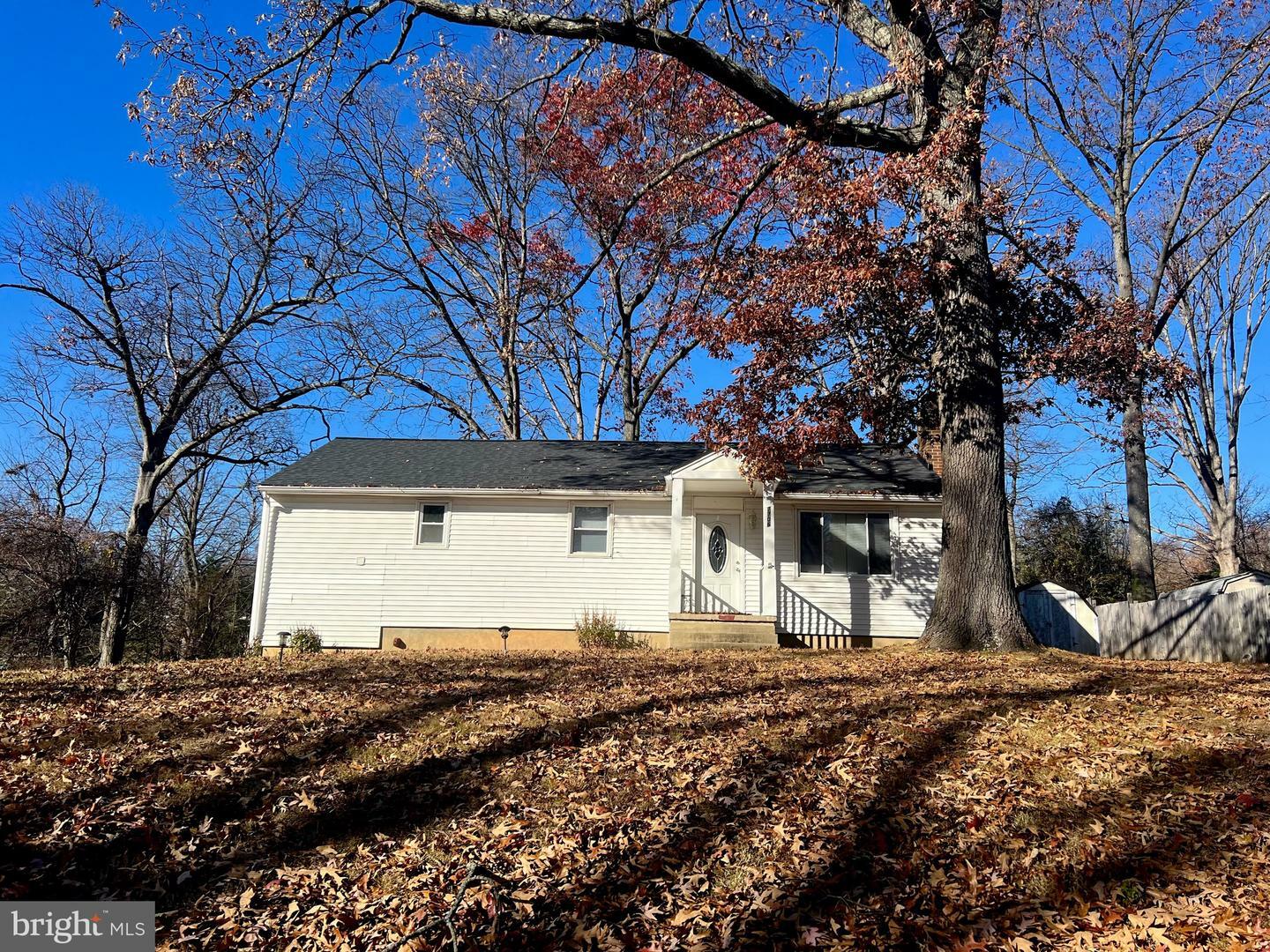 Property Photo: 7706 Thor Drive VA 22003