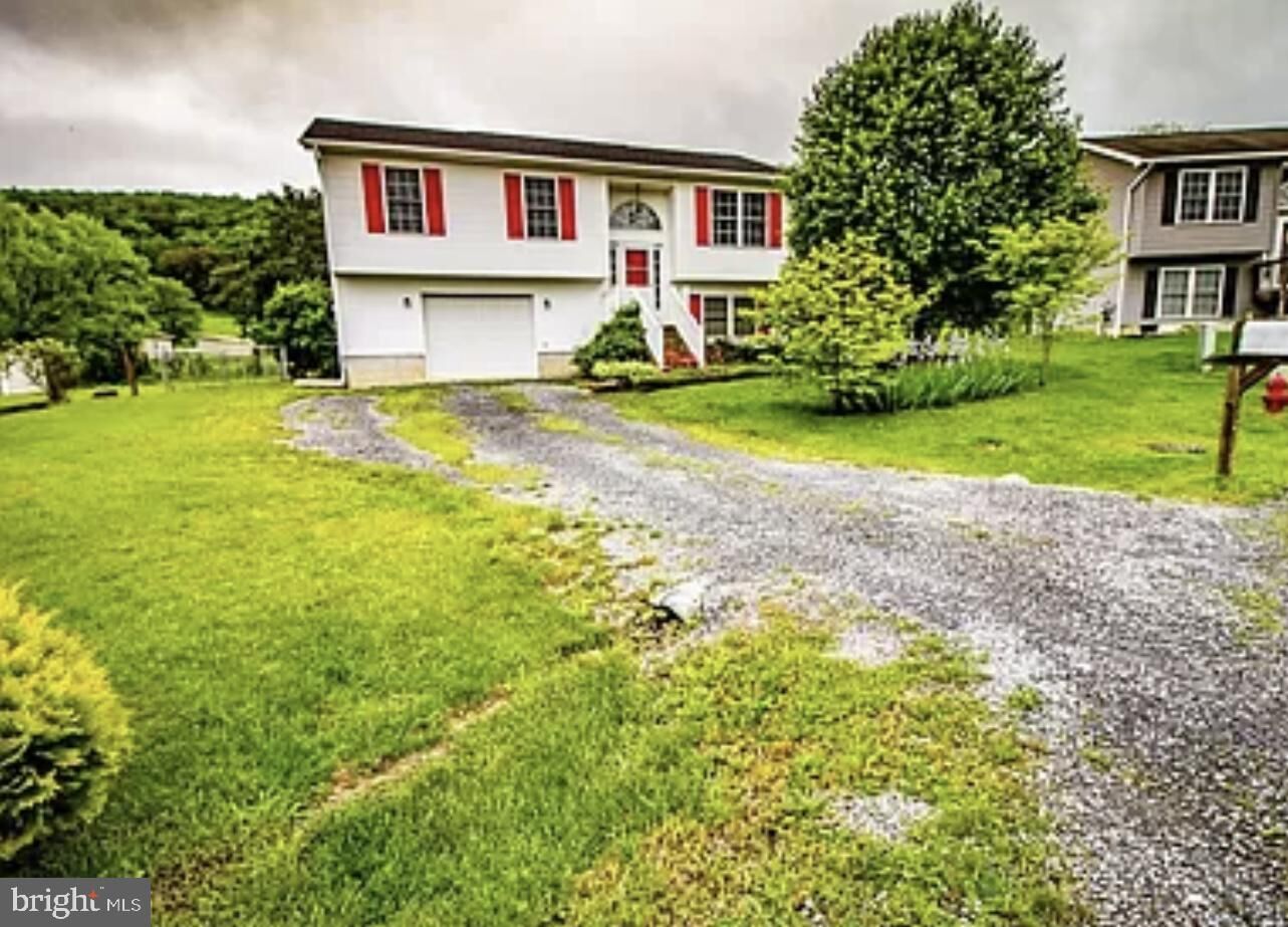 Property Photo:  150 Mulberry Lane  WV 26851 