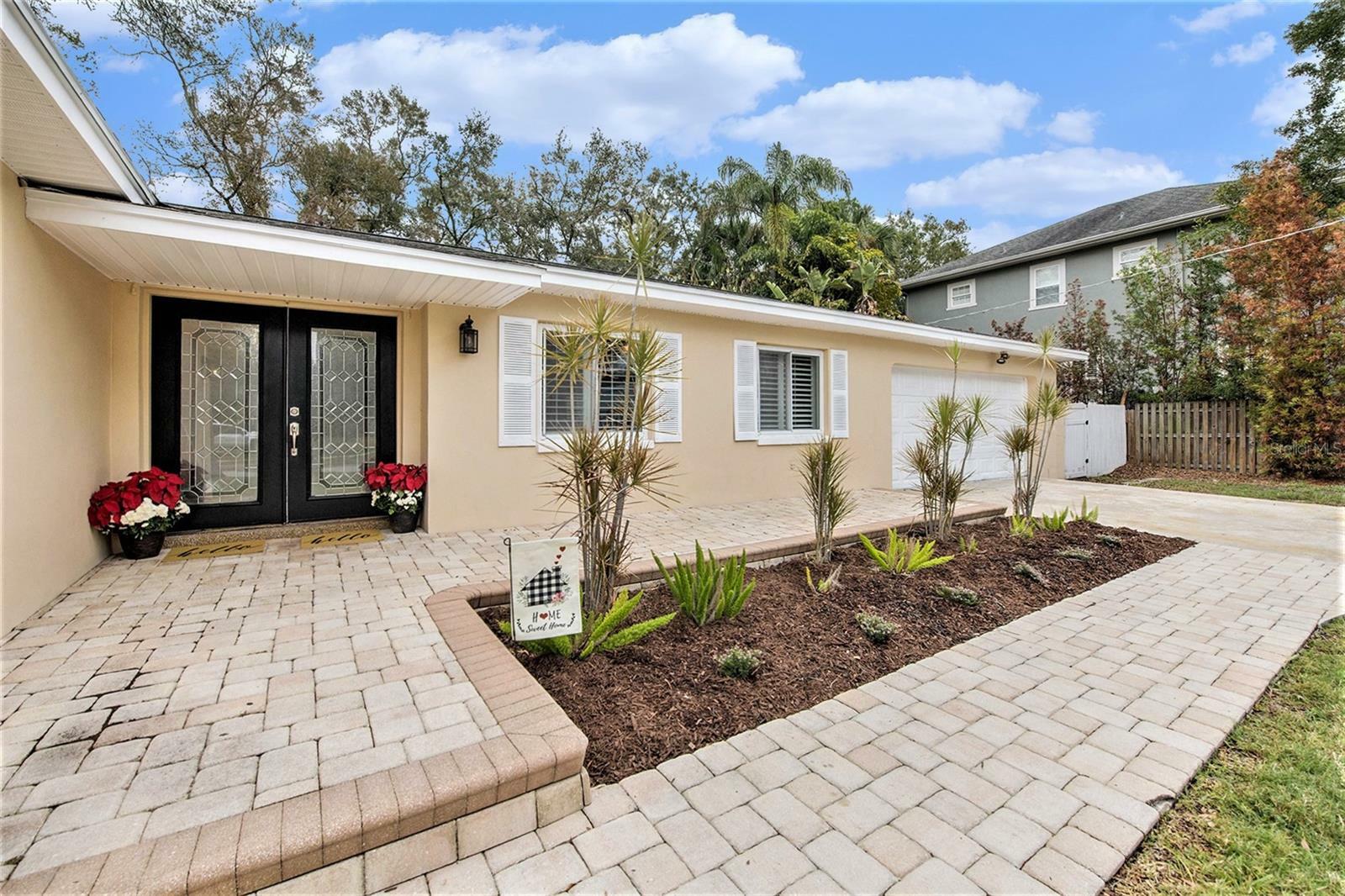 Property Photo:  4915 W San Jose Street  FL 33629 