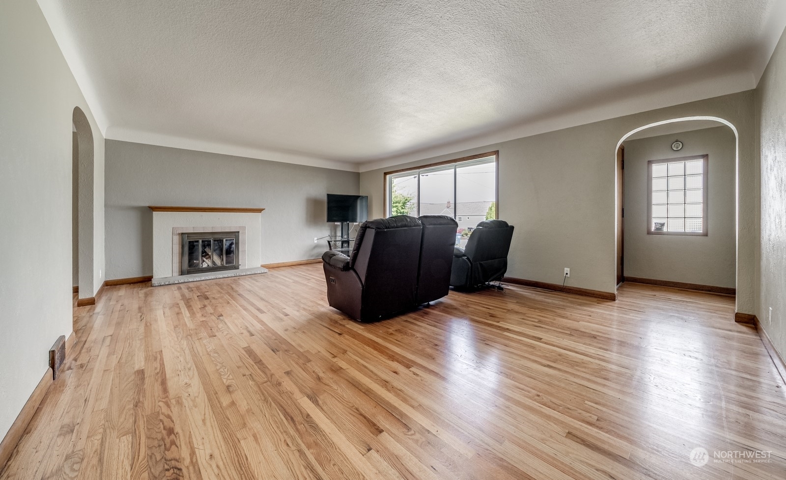 Property Photo: 3522 Upland Avenue WA 98203