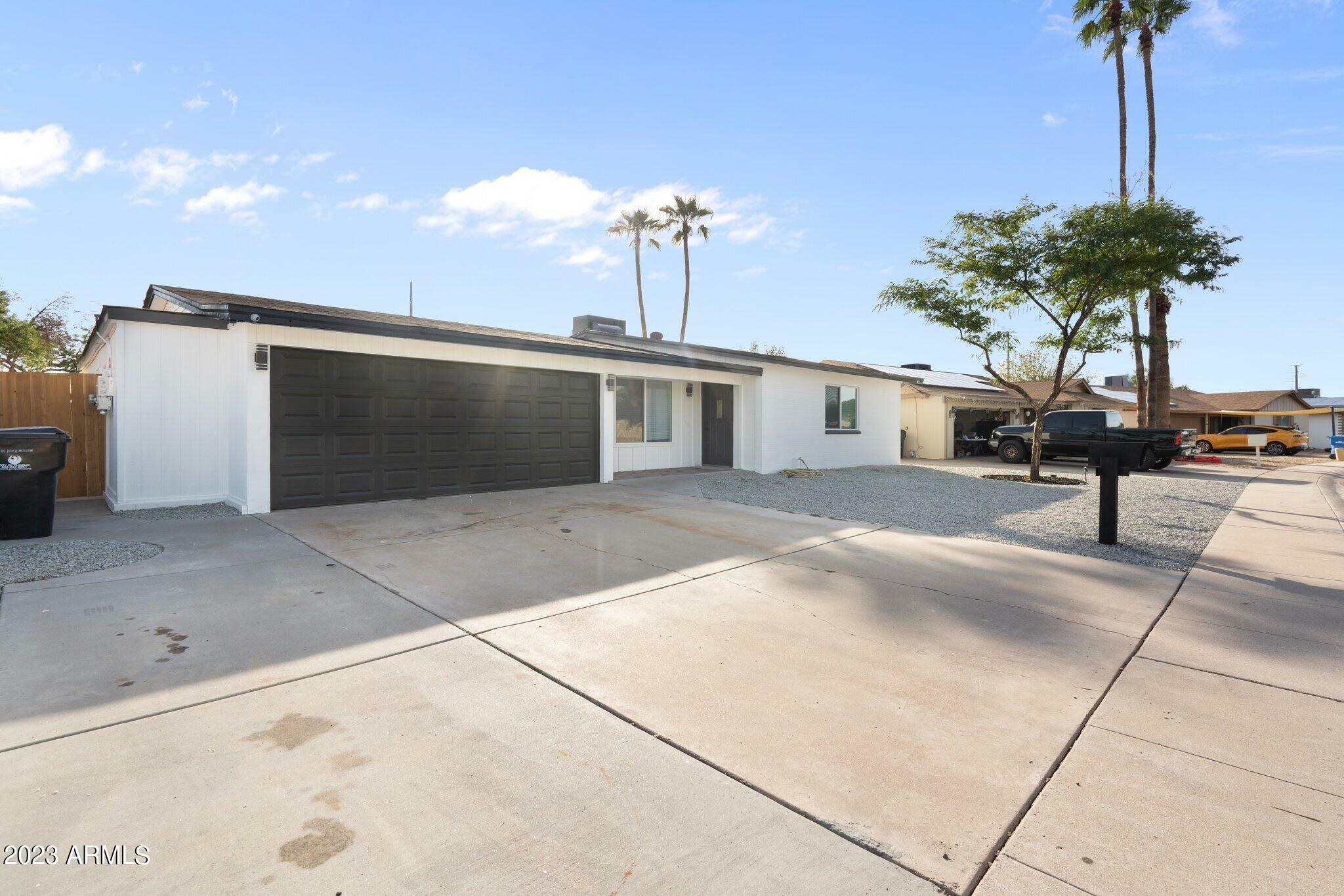 Property Photo:  3307 W Vogel Avenue  AZ 85051 