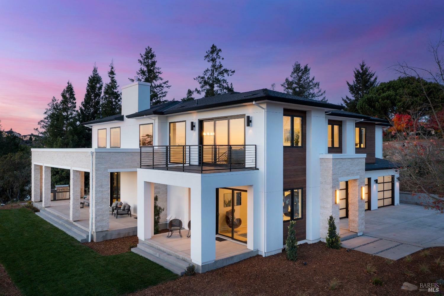 Property Photo: 3725 Fox Hill Place CA 95404