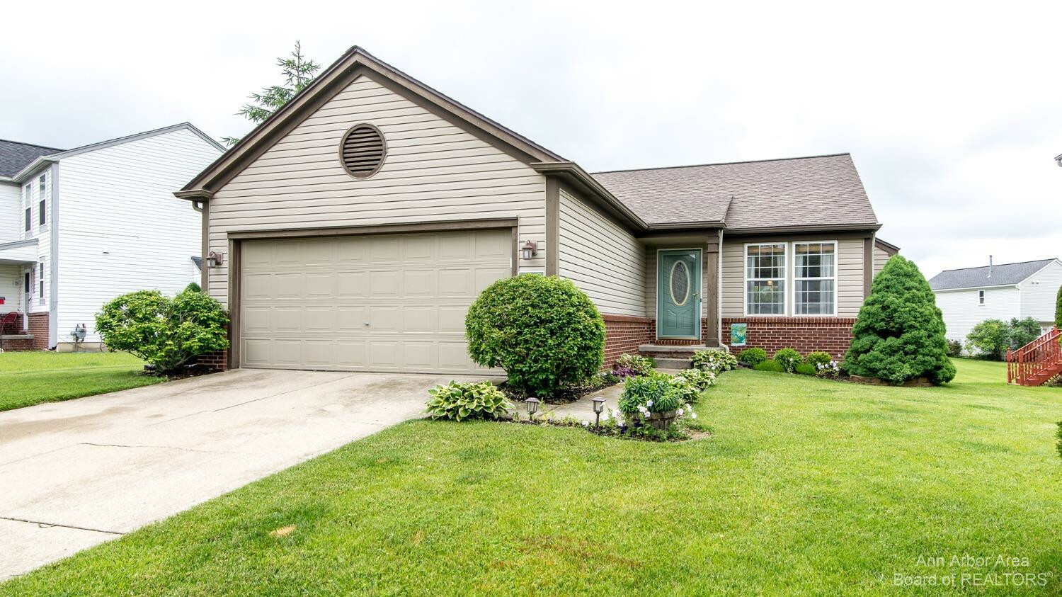 Property Photo:  6185 Mapleview Lane  MI 48197 