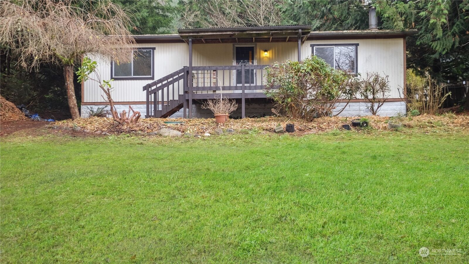 2 bed Kingston home for sale 27020 Frodesen Circle NE, Kingston, WA 98346