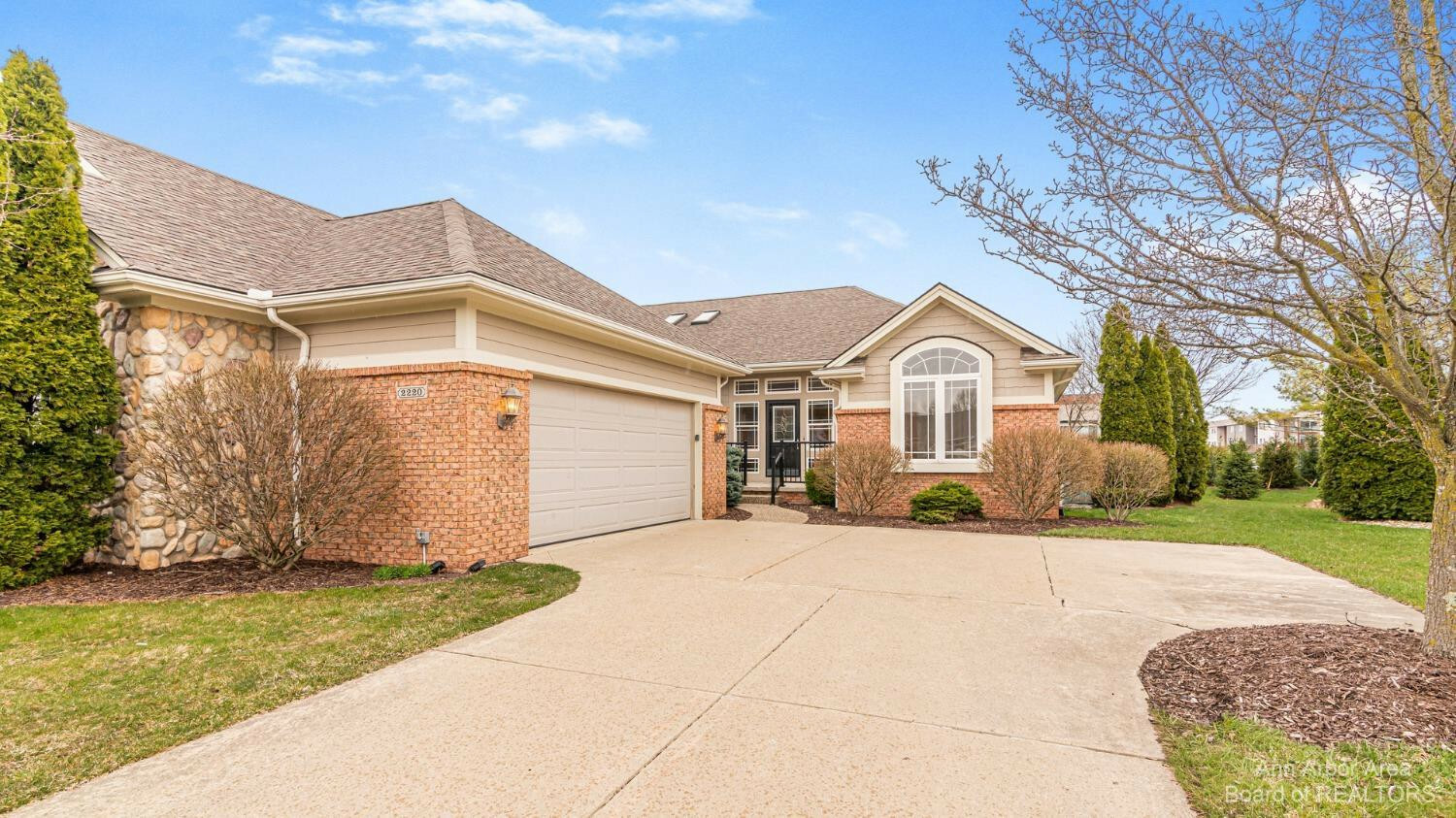 Property Photo:  2220 Old Falls Drive  MI 48103 