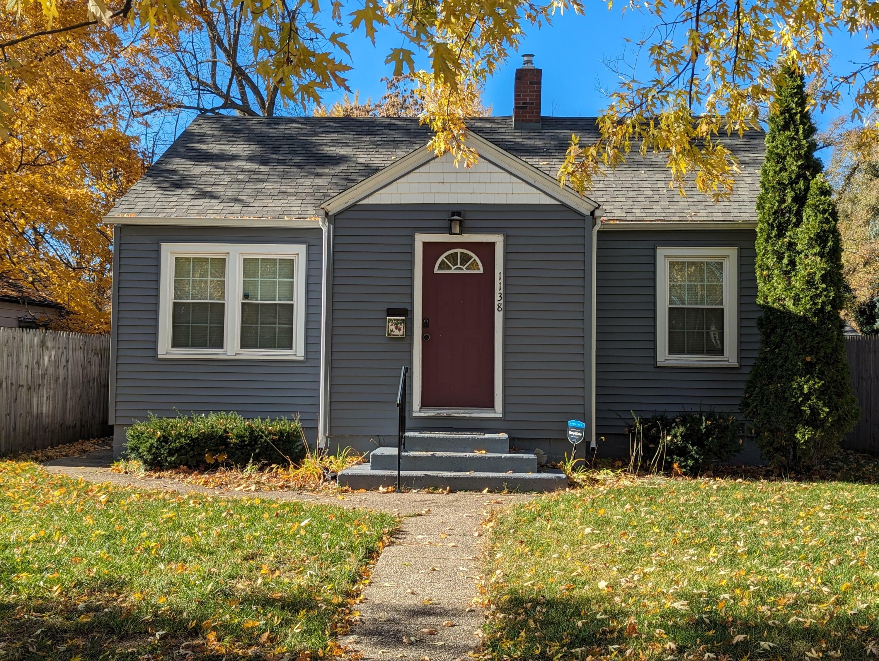 Property Photo:  1138 Jennings Avenue  MI 49022 