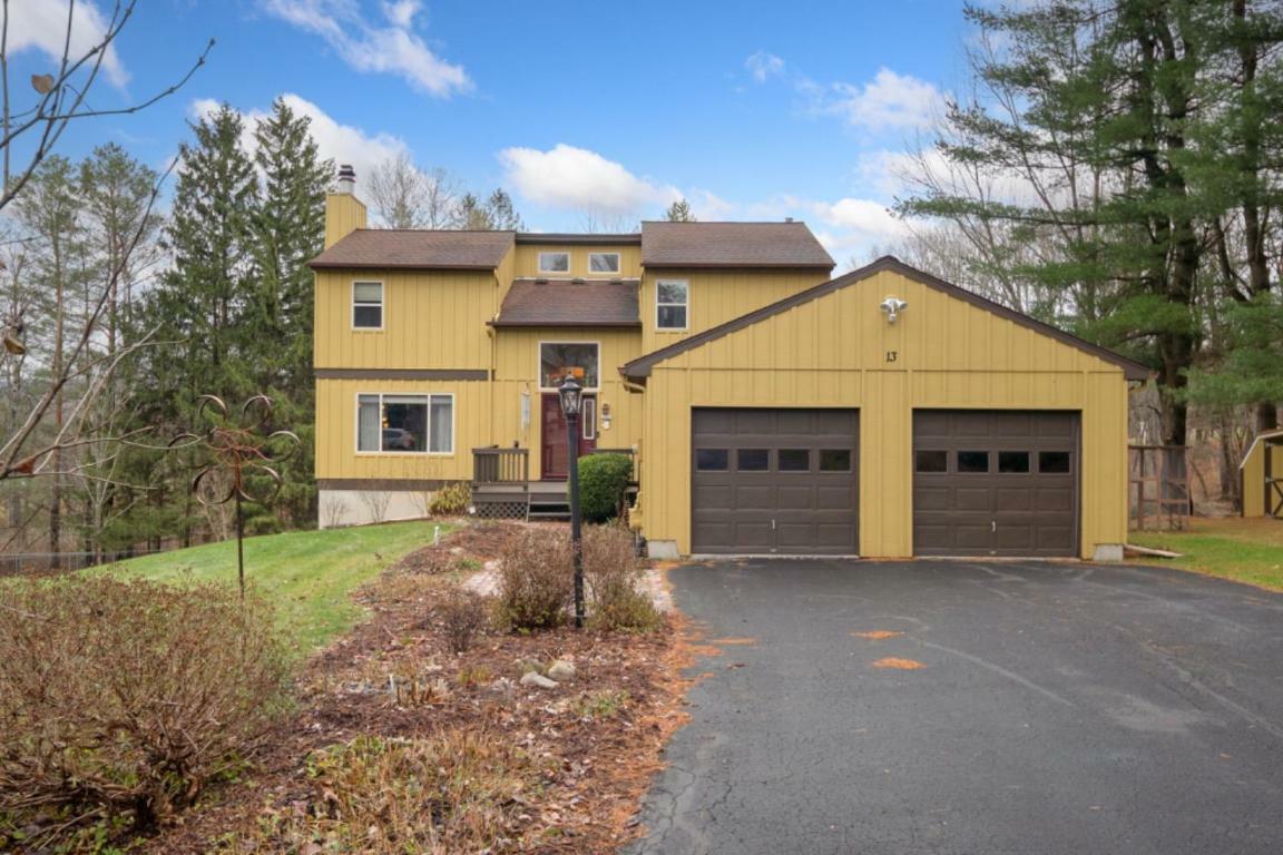 Property Photo:  13 Goodrich Way  NY 13053 