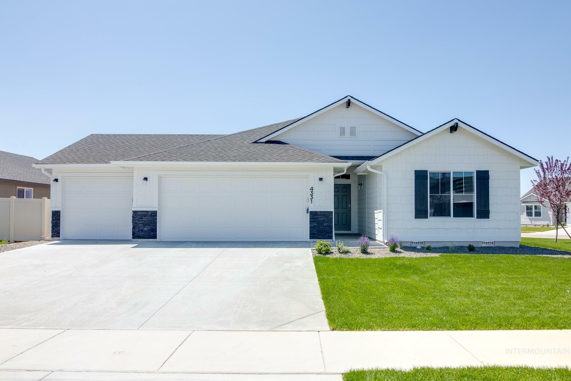 Property Photo: 13528 Farwell St ID 83607