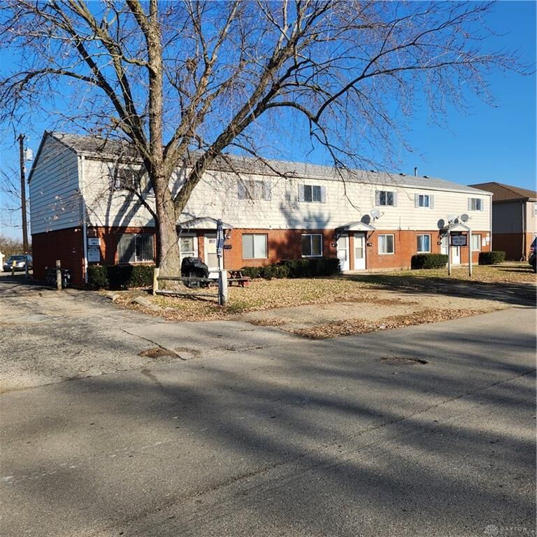 Property Photo: 1352 Saint Adalbert Avenue OH 45404