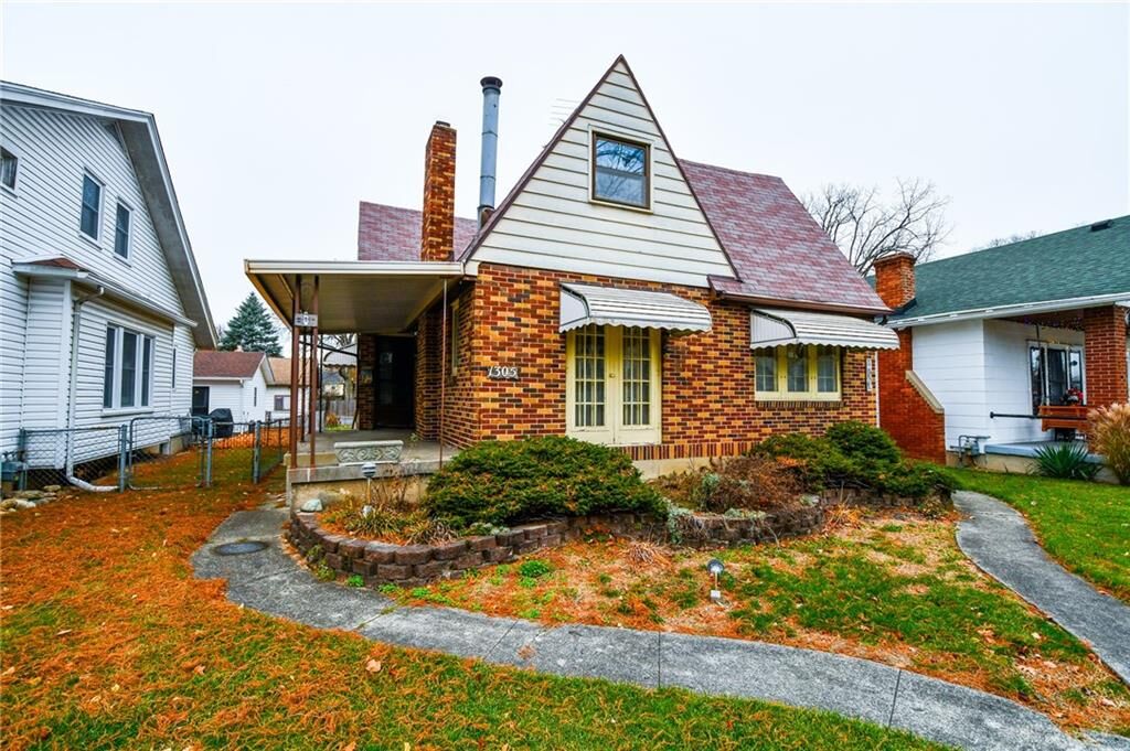 Property Photo: 1305 Patterson Road OH 45420