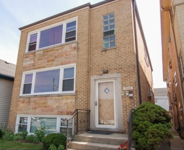 Property Photo: 7343 W Fullerton Avenue IL 60707