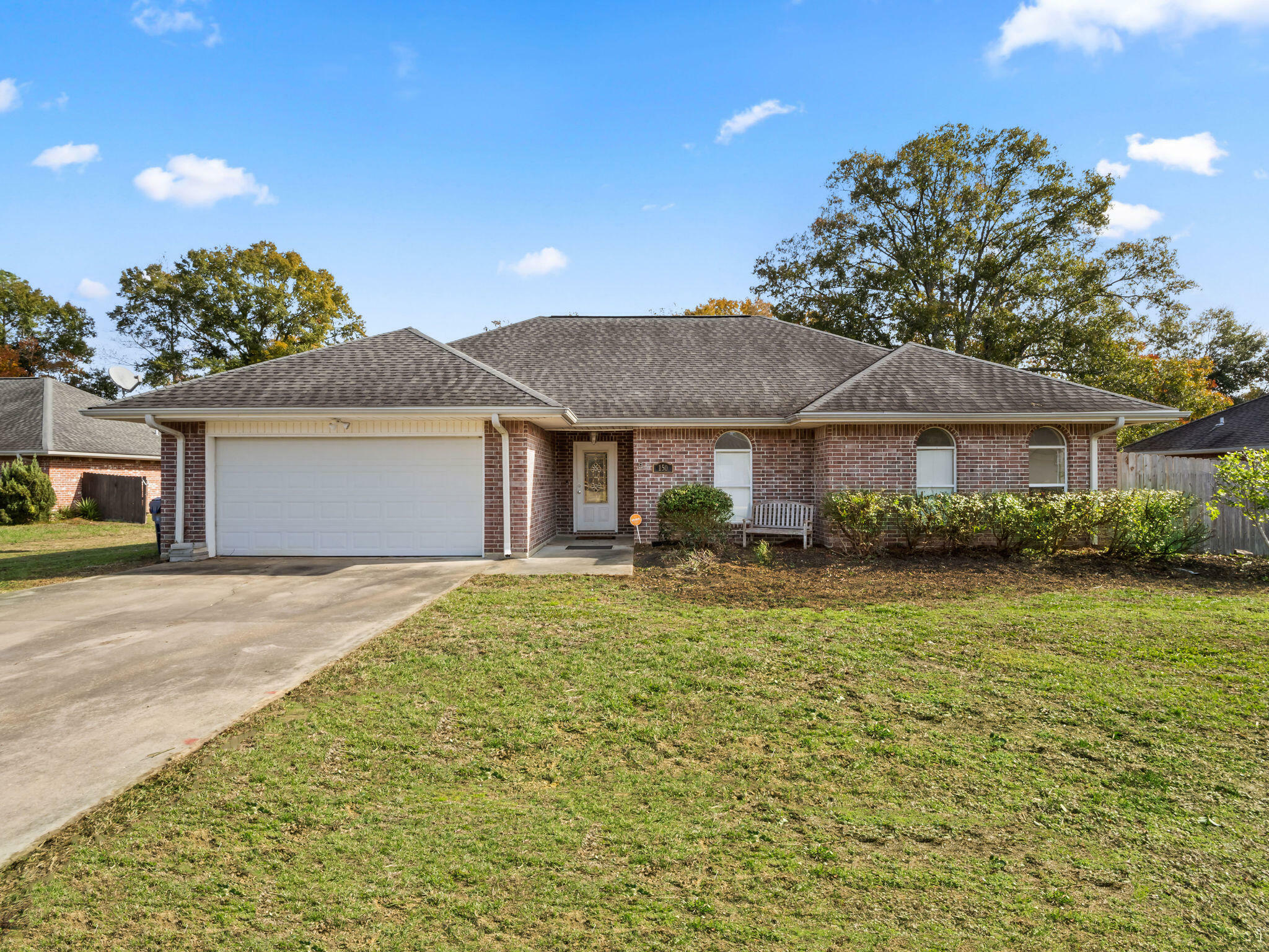 150 Zoe Dr  Deridder LA 70634 photo