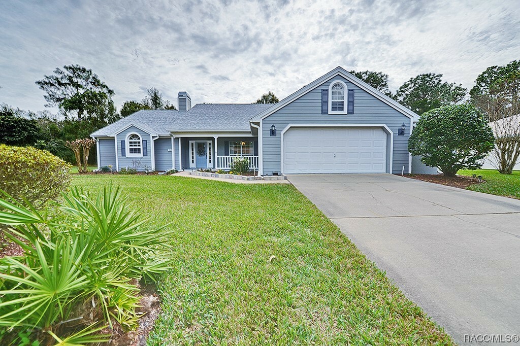 Property Photo:  29 Greentree Street  FL 34446 