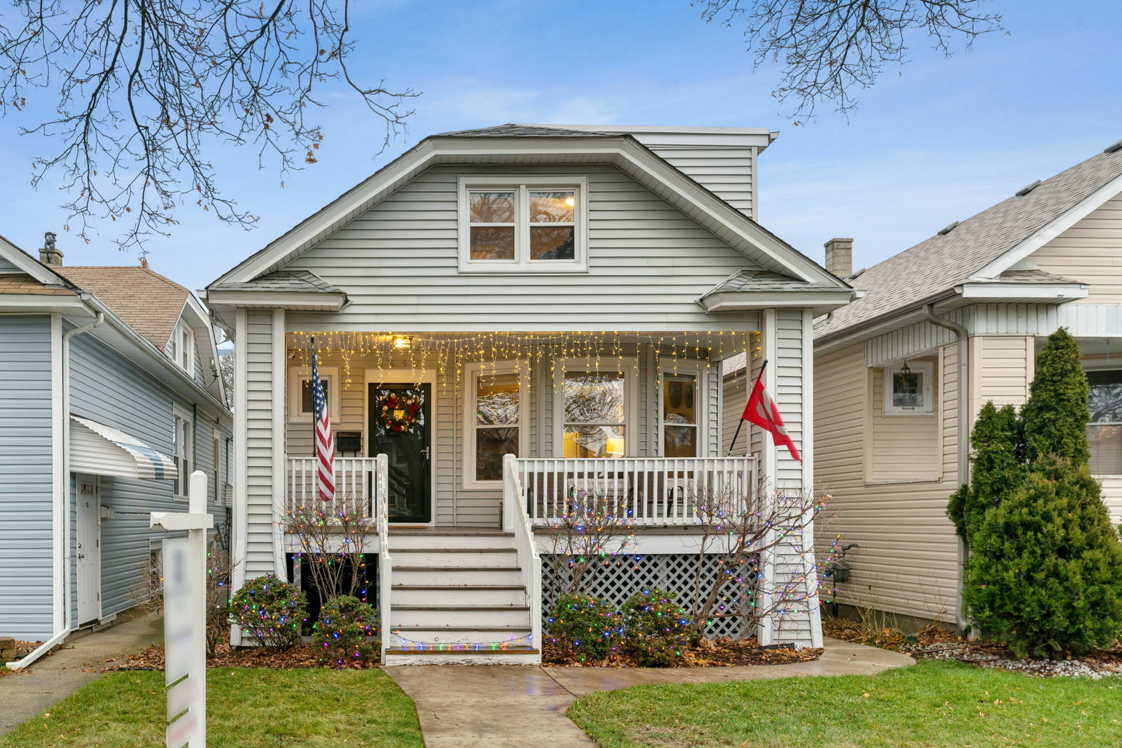 Property Photo: 4657 N Leamington Avenue IL 60630