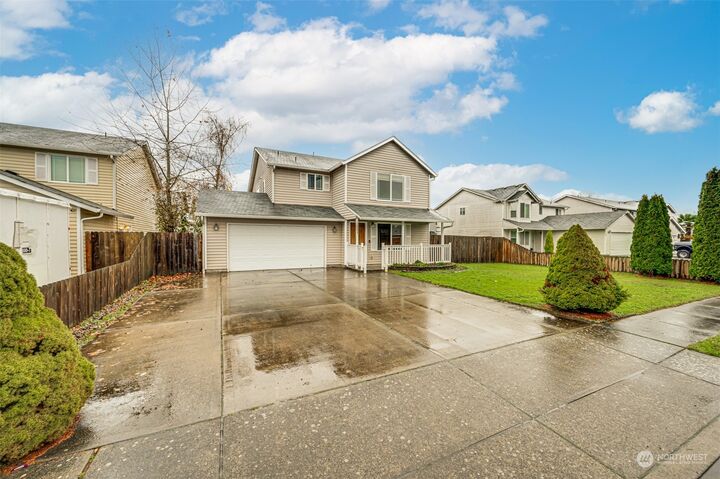 Property Photo: 124 Warbler Drive WA 98626