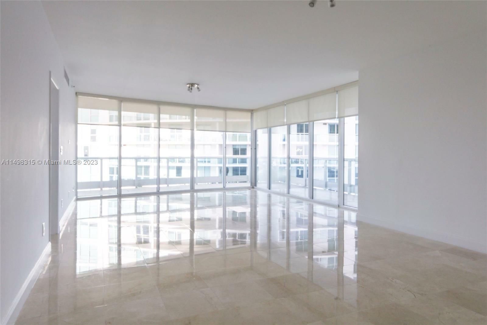 Property Photo:  2127 Brickell Ave 2504  FL 33129 