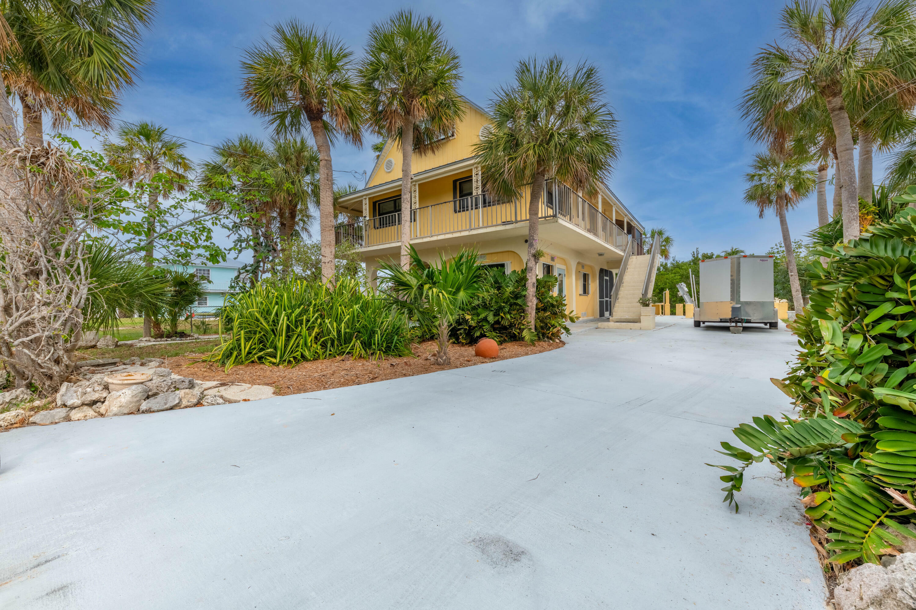 Property Photo:  3841 Donna Road  FL 33043 