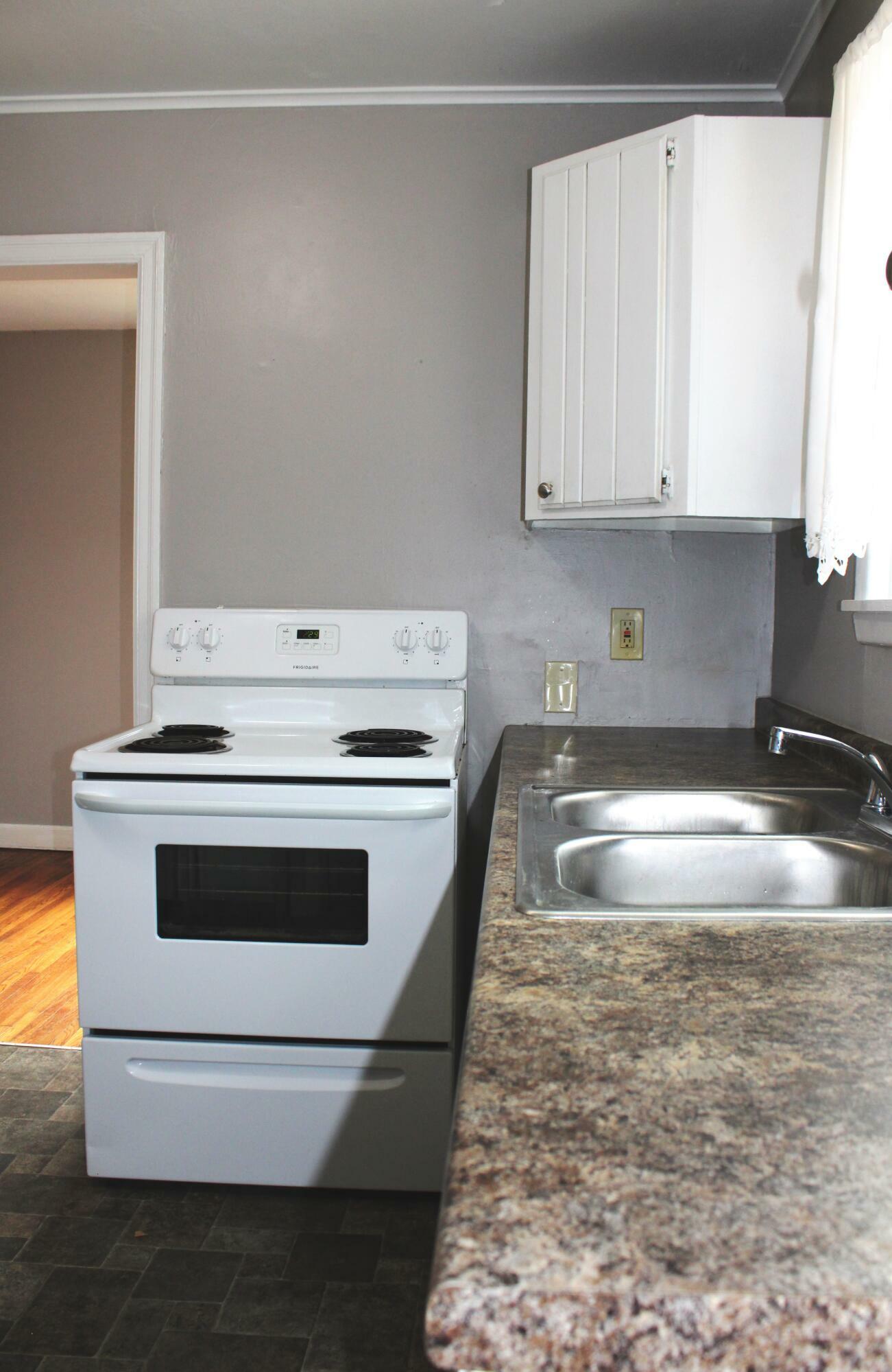 Property Photo:  513 E 7th Street  MO 65251 