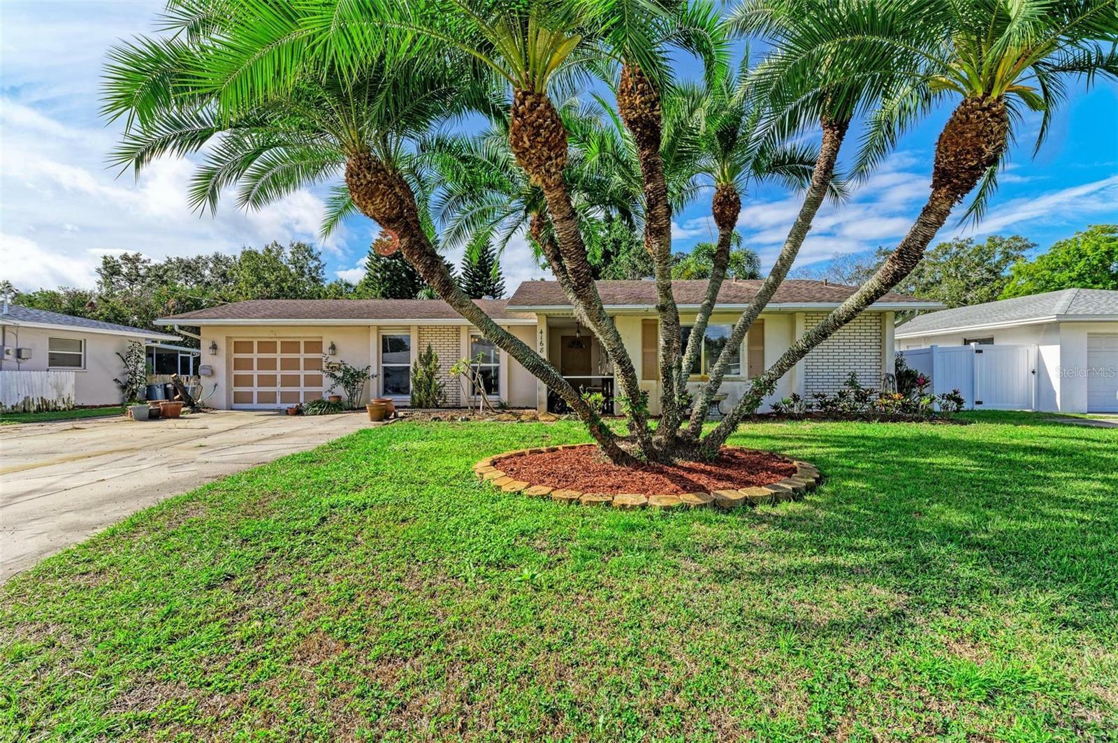 Property Photo:  4168 Tee Road  FL 34235 