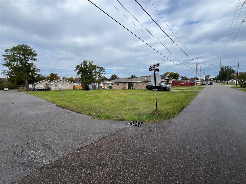 1344 Central Avenue  Westwego LA 70094 photo