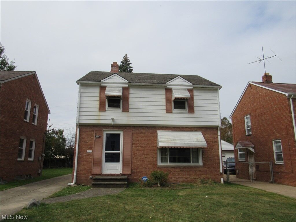Property Photo:  5454 Beechwood Avenue  OH 44137 