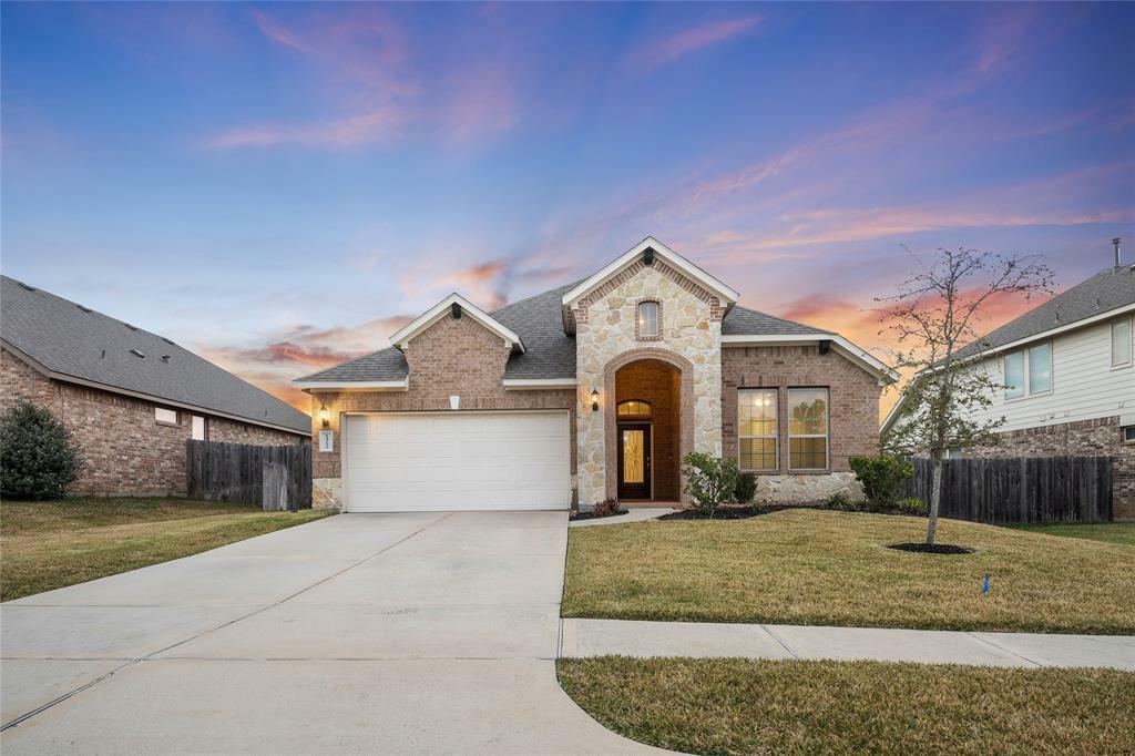 Property Photo:  14233 Rainier Peak Crossing  TX 77384 