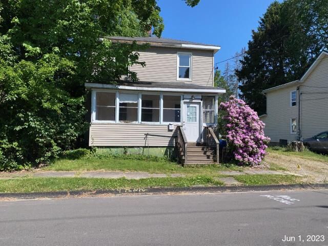 Property Photo: 15 Glade Avenue PA 16365
