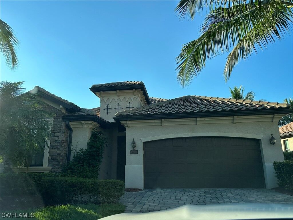 Property Photo: 9275 Veneto Place 20 FL 34113