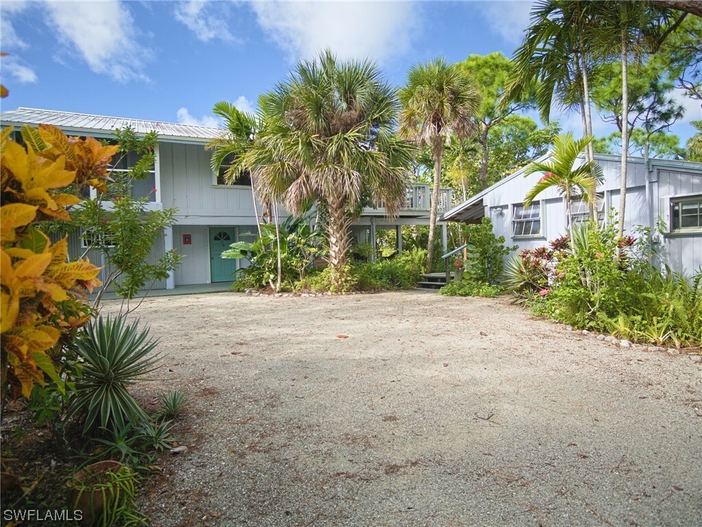 Property Photo:  10545 Habitat Trail  FL 33922 