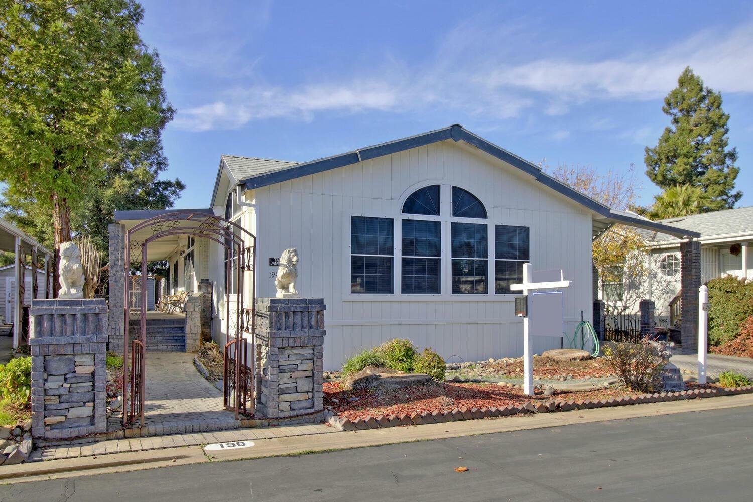 Property Photo:  190 Skybrook Lane  CA 95828 