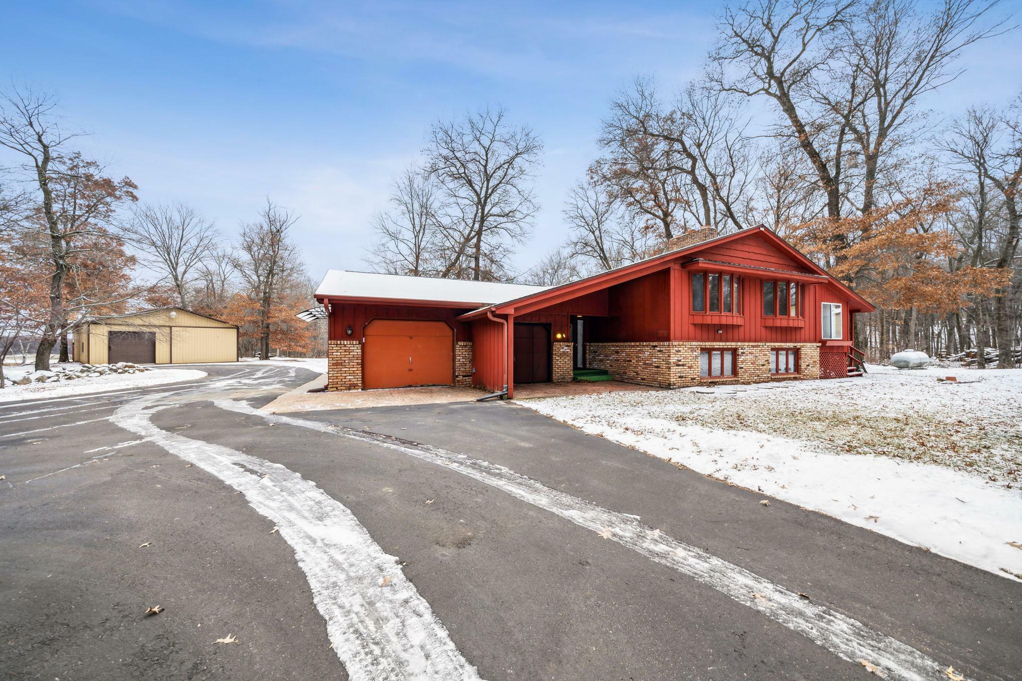 Property Photo:  726 Maple Leaf Drive  WI 54020 