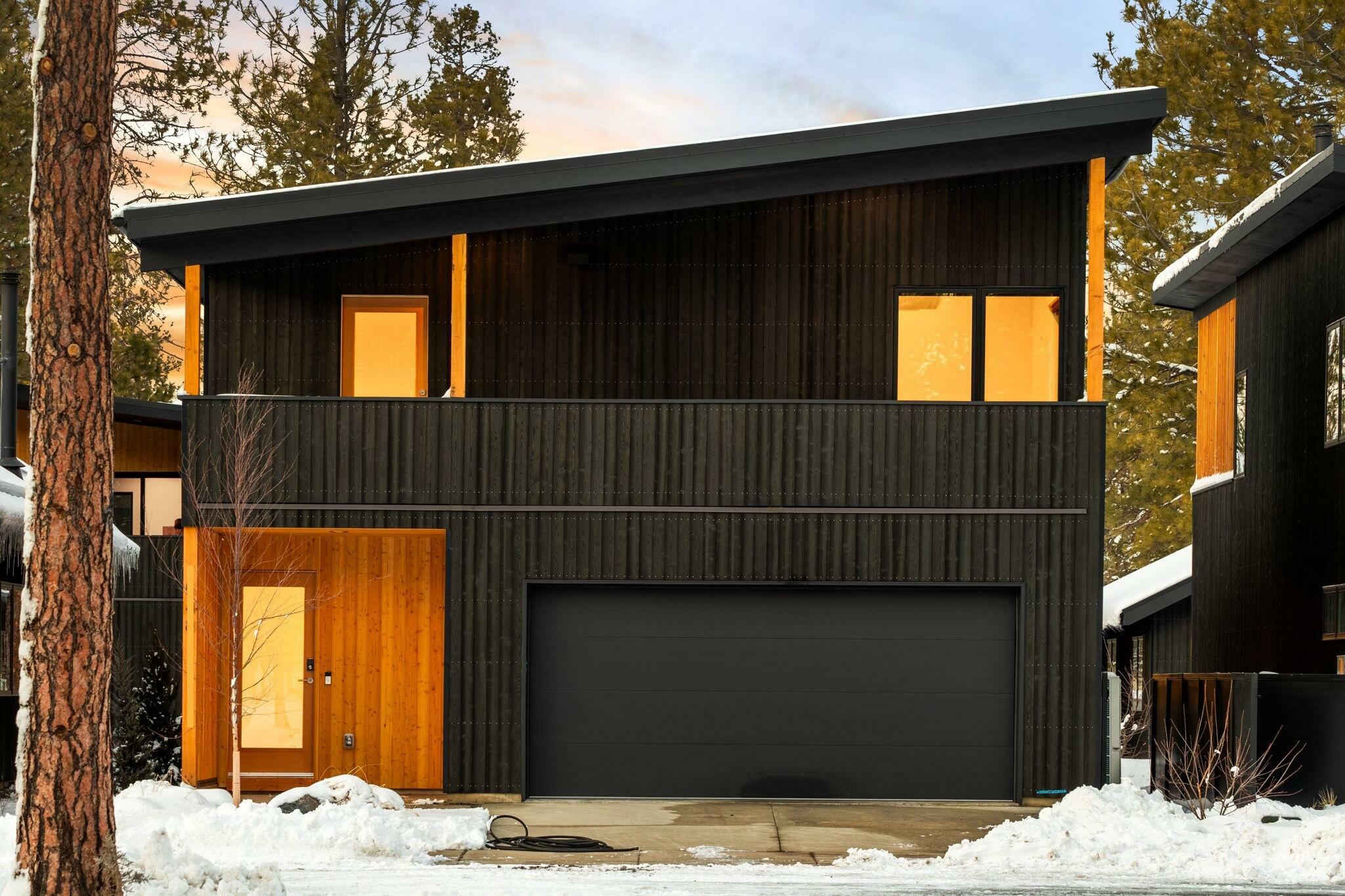 Property Photo: 527 W Elder Way #39 OR 97759