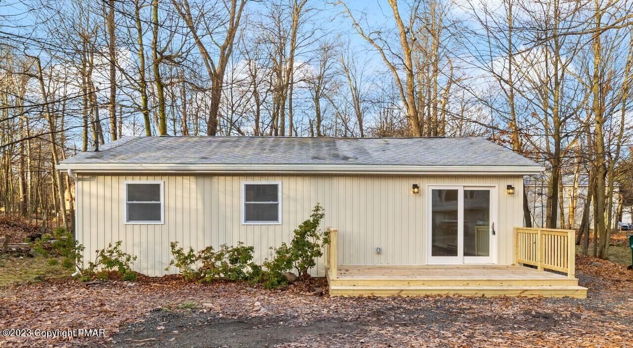 Property Photo: 5408 Ridgefield Drive PA 18466