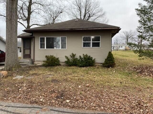 Property Photo: 235 Park Avenue OH 43348