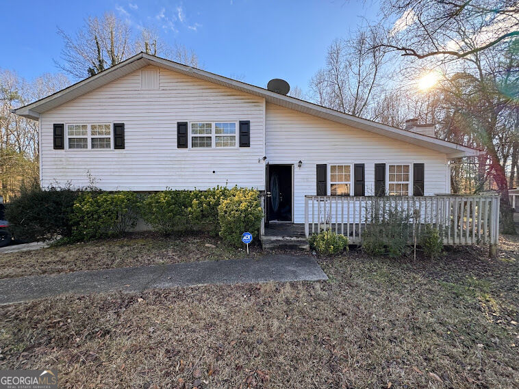 Property Photo:  125 South Meadowcliff Circle  GA 30116 