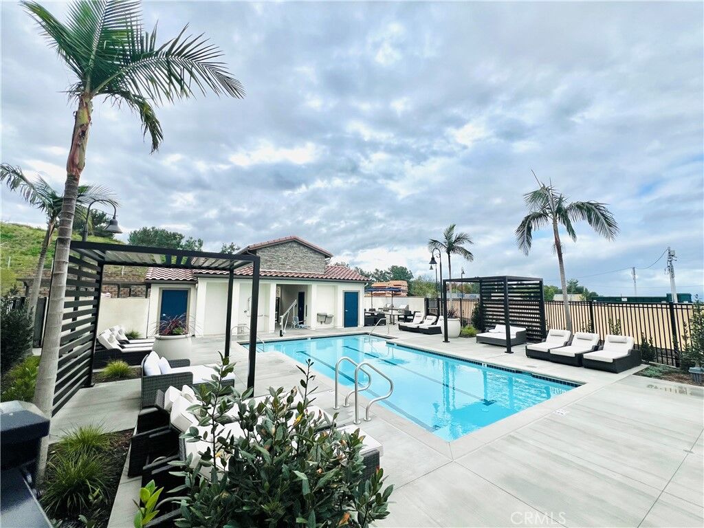 Property Photo:  109 Lugo Lane  CA 92692 