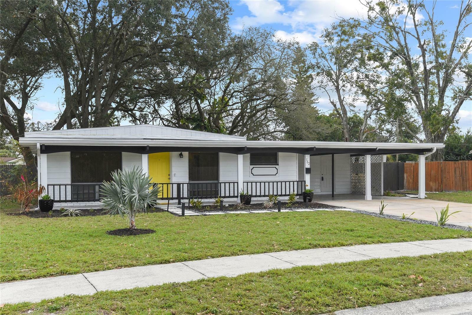 Property Photo:  782 Carnation Drive  FL 32792 