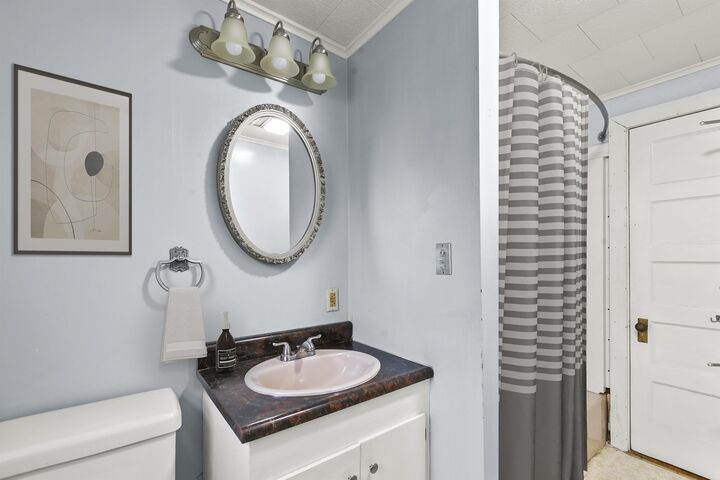 Property Photo:  158 Willard Street  NH 03570 