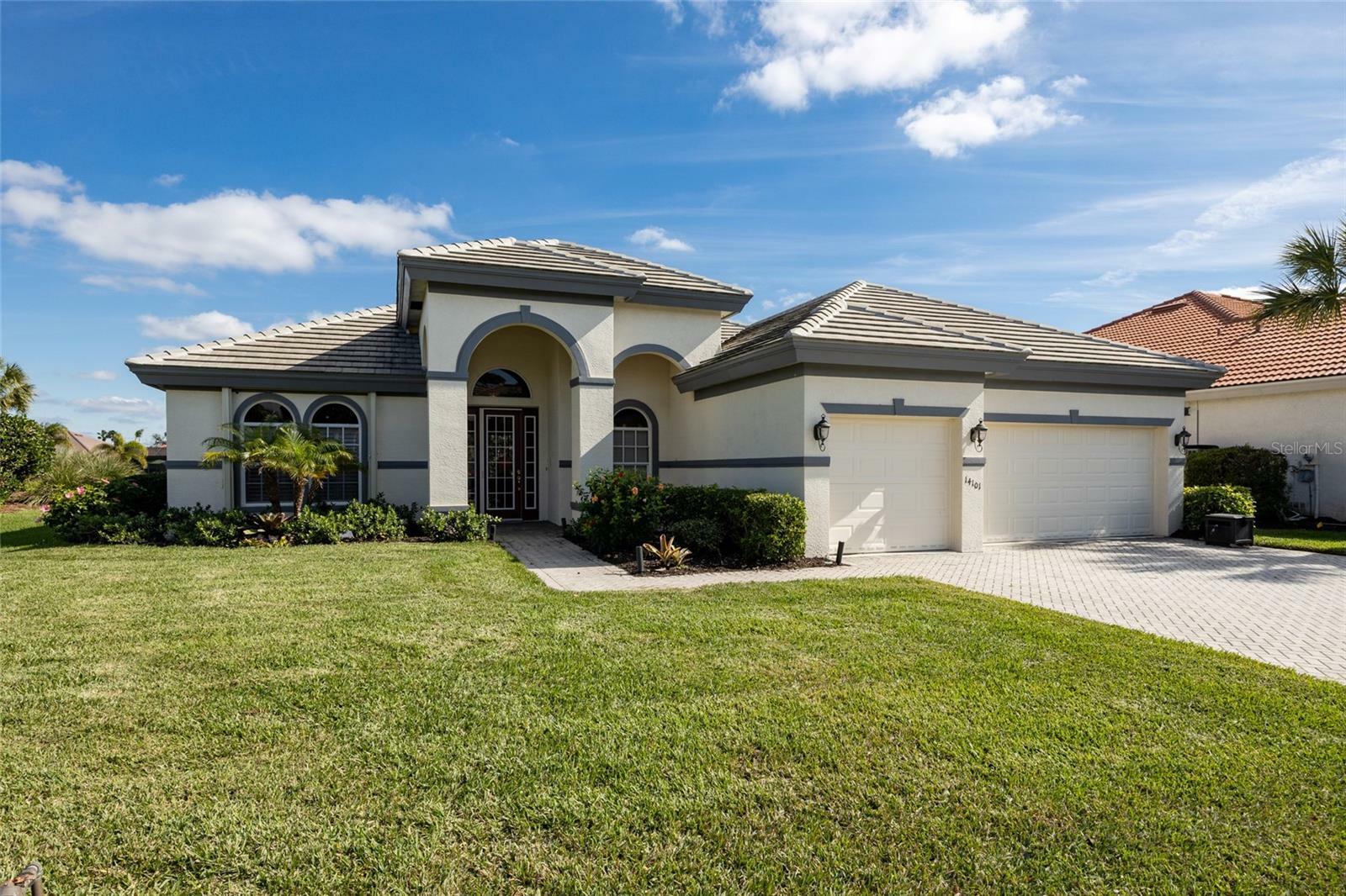 Property Photo:  14101 Myakka Pointe Drive  FL 33953 