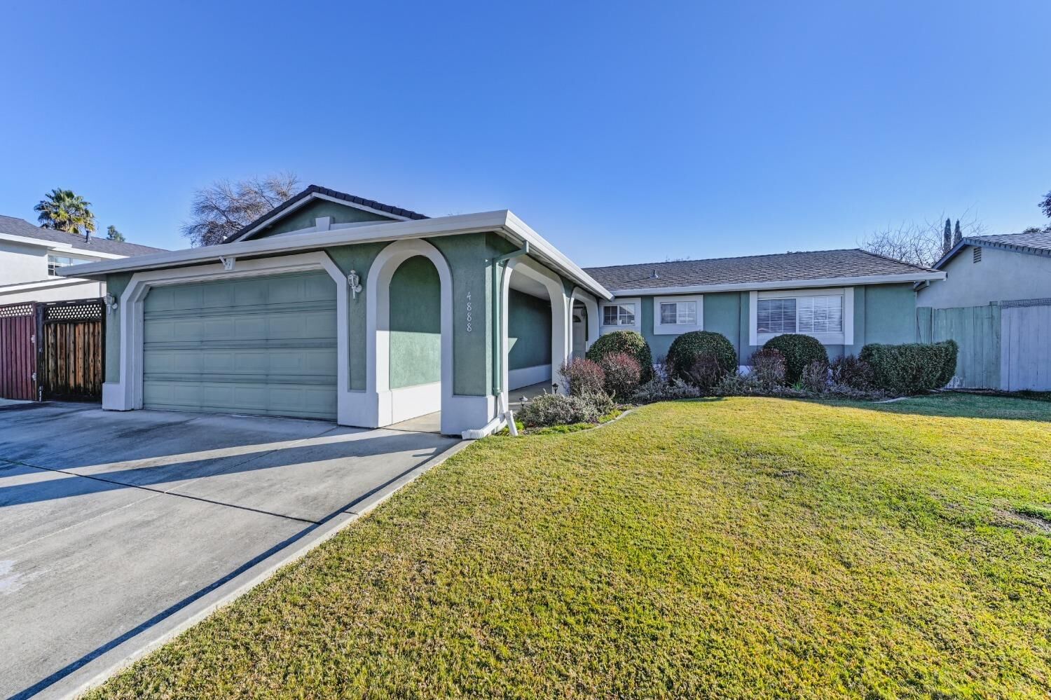 Property Photo: 4888 Vogelsang Drive CA 95842