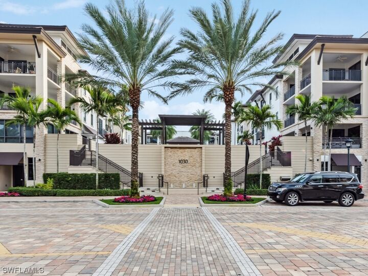 Property Photo:  1030 3rd Avenue S 414  FL 34102 