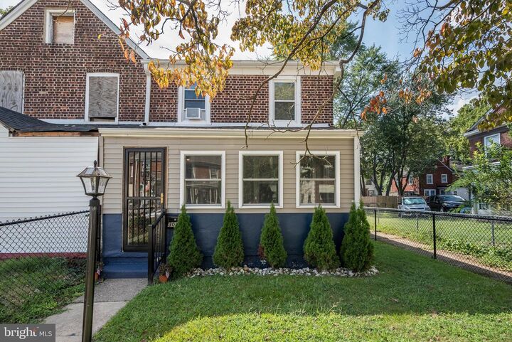 3039 Essex Road  Camden NJ 08104 photo