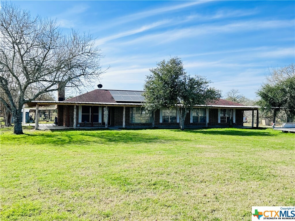 Property Photo:  2035 County Road 400  TX 77995 