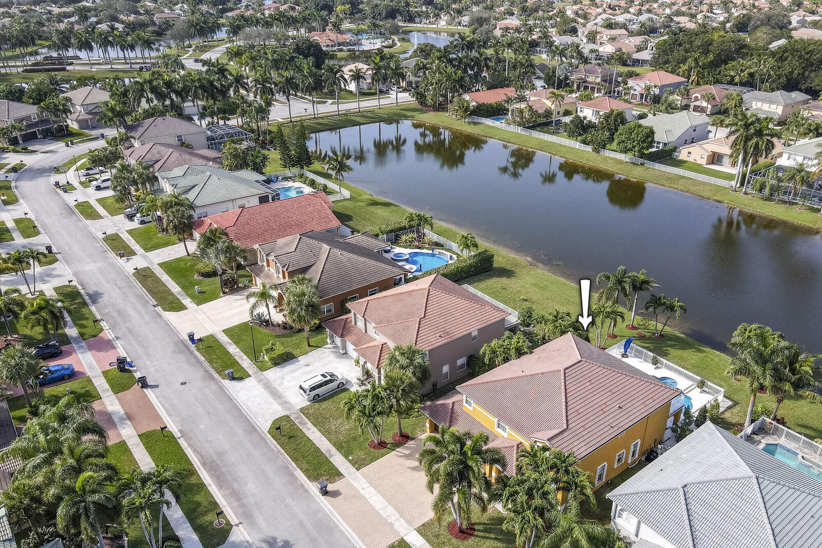Property Photo: 3561 Moon Bay Circle FL 33414