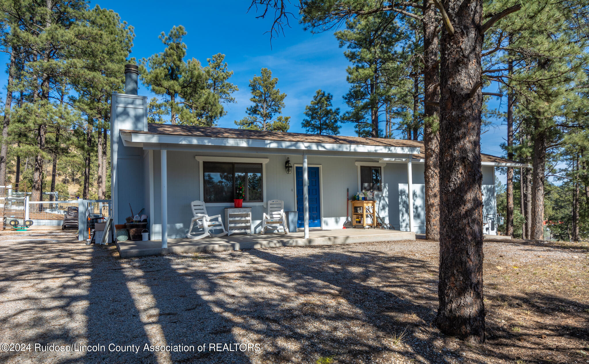 Property Photo: 303 Hansen Drive NM 88345