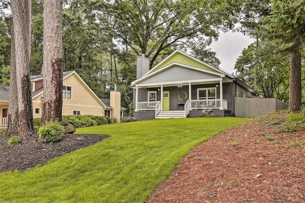 Property Photo: 2814 Arborcrest Drive GA 30033