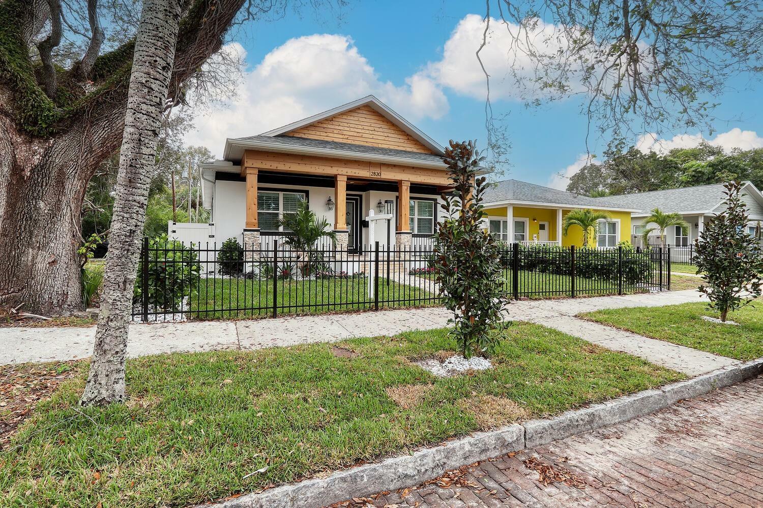 Property Photo:  2820 4th Avenue S  FL 33712 