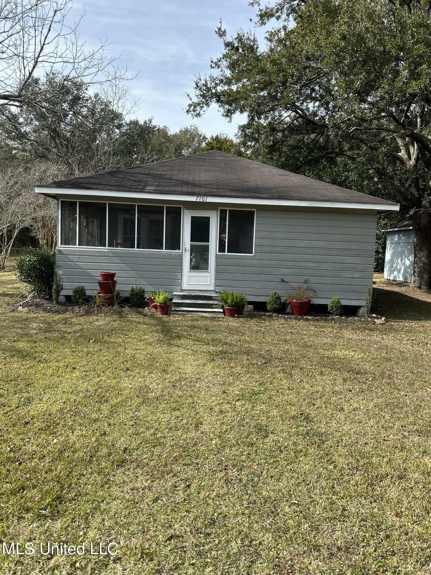 Property Photo:  7101 Barnes Road  MS 39563 