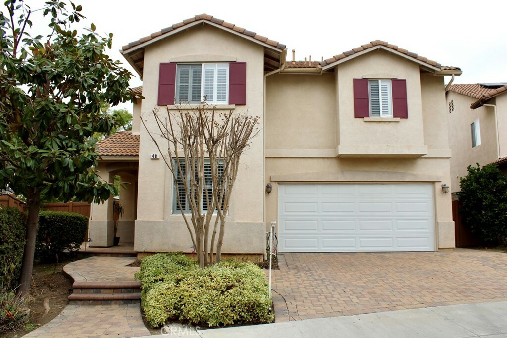 Property Photo: 48 Copper Leaf CA 92602