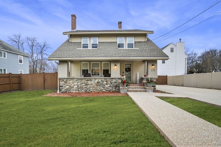 Property Photo:  19 Peters St  MA 01845 